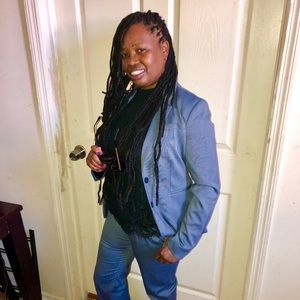 Meet your Posher, Natalie